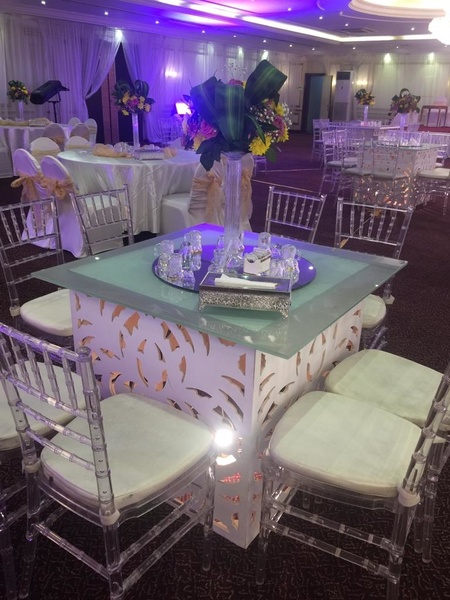 هوليدي ان السلام جدة