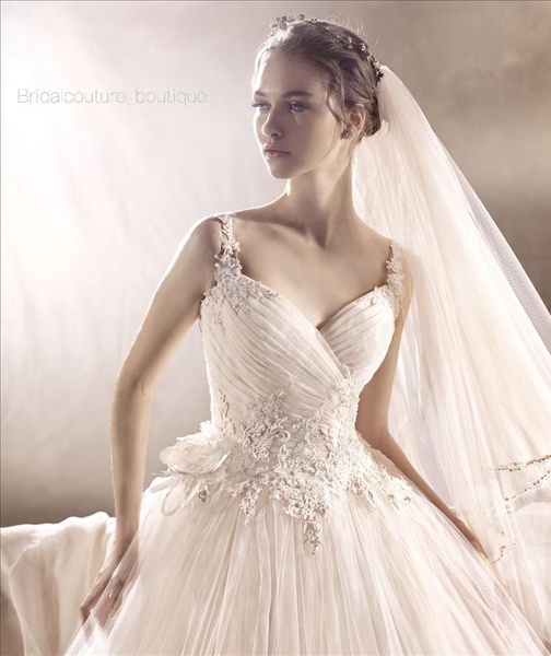 بوتيك أزياء الأعراس