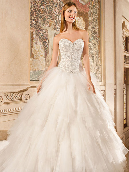 بدل وفساتين زفاف ديمتريوس 2015