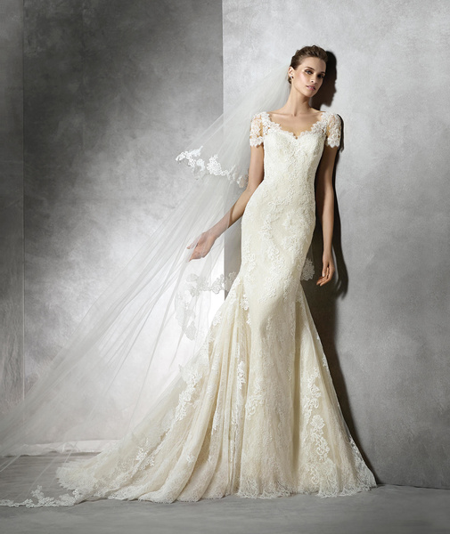 فساتين زواج كم دانتيل برونوفياس 2016