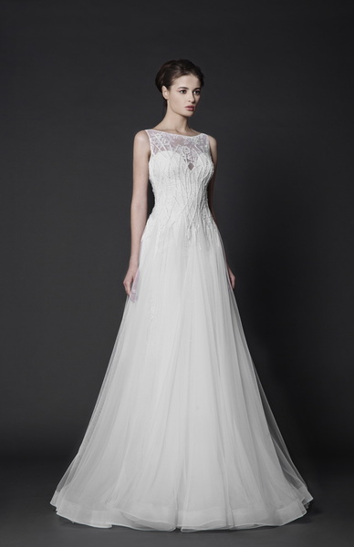 فساتين زفاف طوني ورد ناعمه