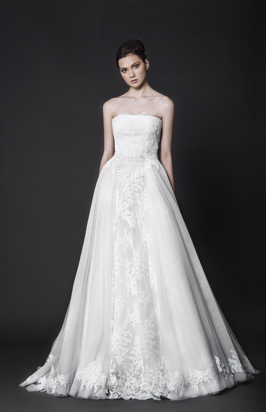 فساتين زفاف طوني ورد فخمه