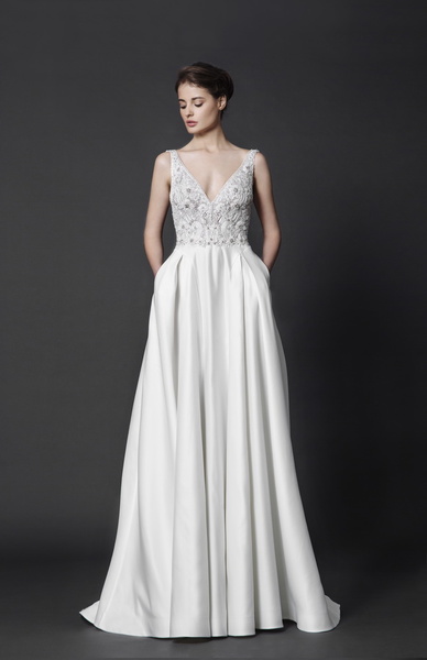 فساتين زفاف طوني ورد ناعمه