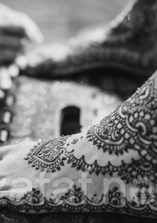 نقش هندي ناعم على القدمين