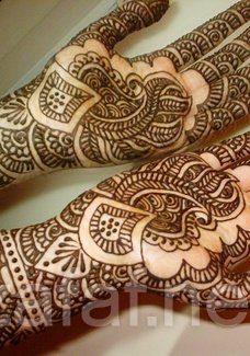 نقش هندي ناعم وعصري