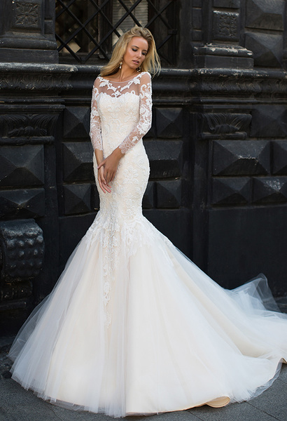 فستان زفاف قصة الحورية في الرياض