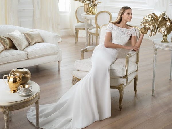 فساتين زفاف برونوفياس كم قصير